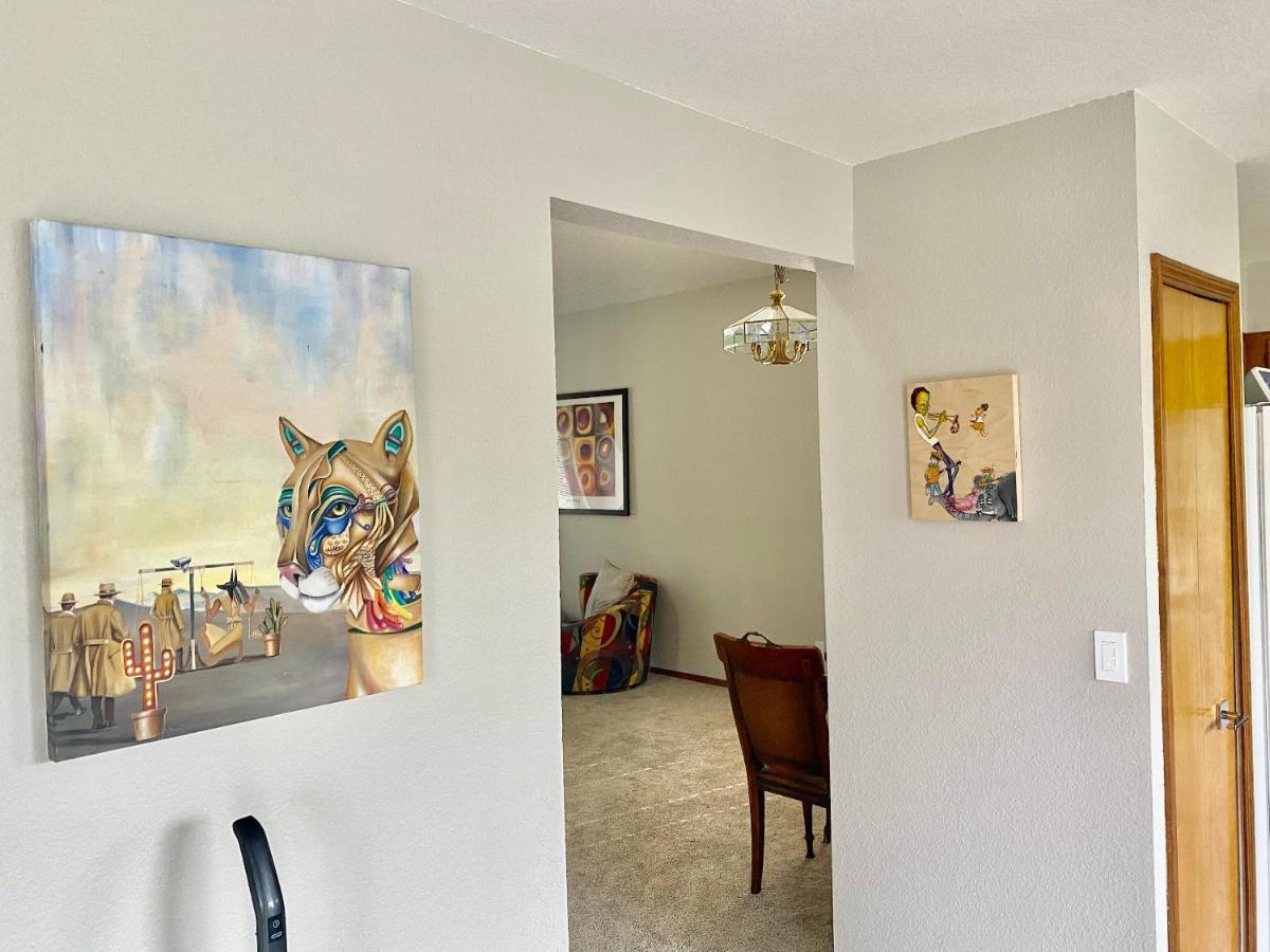 Artsy Home Close To Usafa With Fireplace And Patio コロラドスプリングス エクステリア 写真